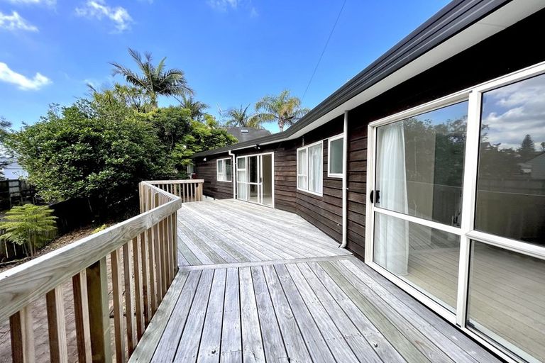 Photo of property in 1/10 Napoleon Avenue, Milford, Auckland, 0620