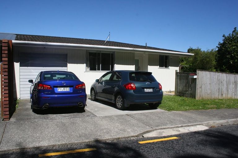 Photo of property in 64 Mulberry Street, Maungaraki, Lower Hutt, 5010