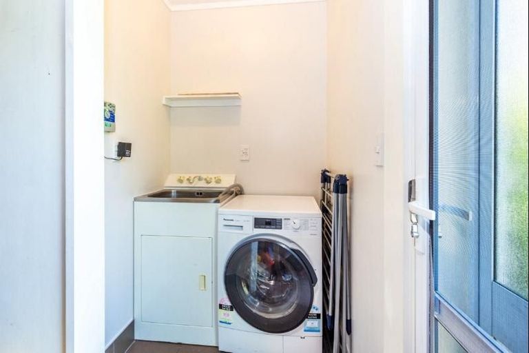 Photo of property in 96 Acacia Bay Road, Nukuhau, Taupo, 3330