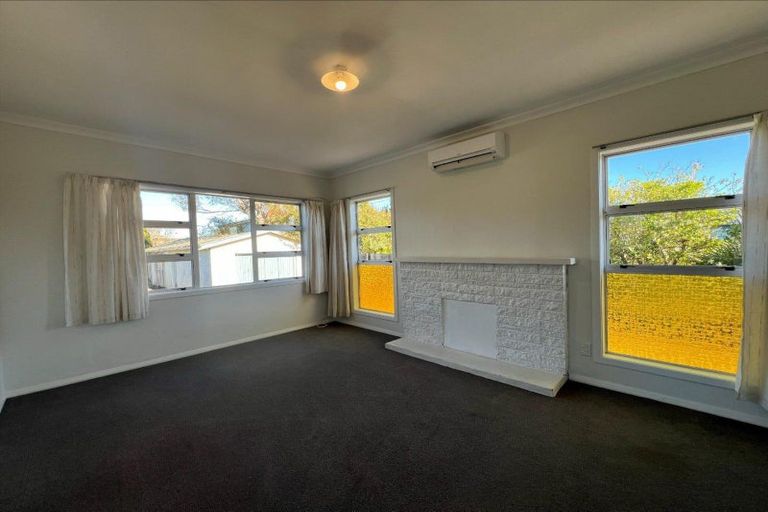 Photo of property in 11 Nikau Street, Tawhero, Whanganui, 4501