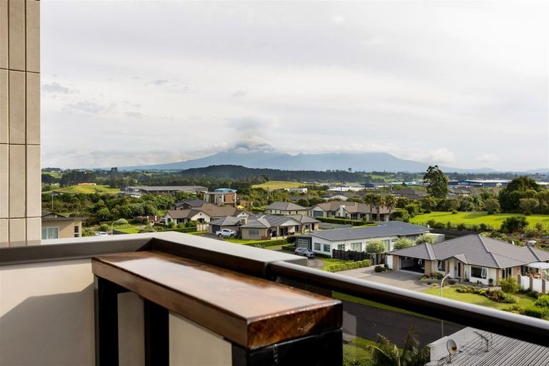 Photo of property in 16a Links Drive, Waiwhakaiho, New Plymouth, 4312