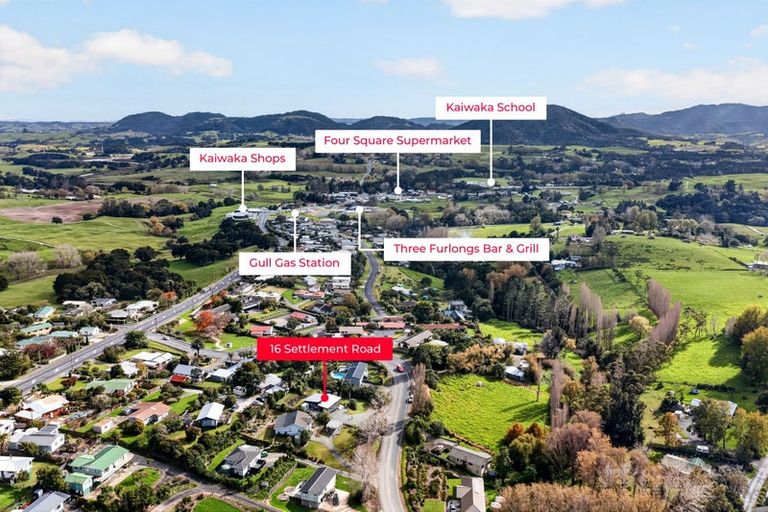 Photo of property in 16 Settlement Road, Kaiwaka, 0573