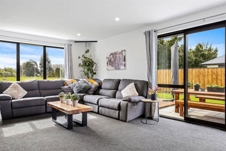 Photo of property in 47 Quinn Crescent, Woodend, 7610