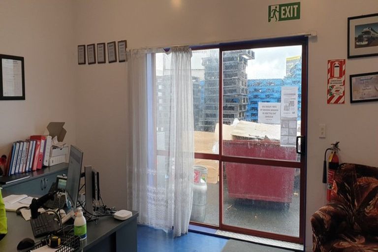 Photo of property in 8 Birmingham Street, Takaro, Palmerston North, 4412