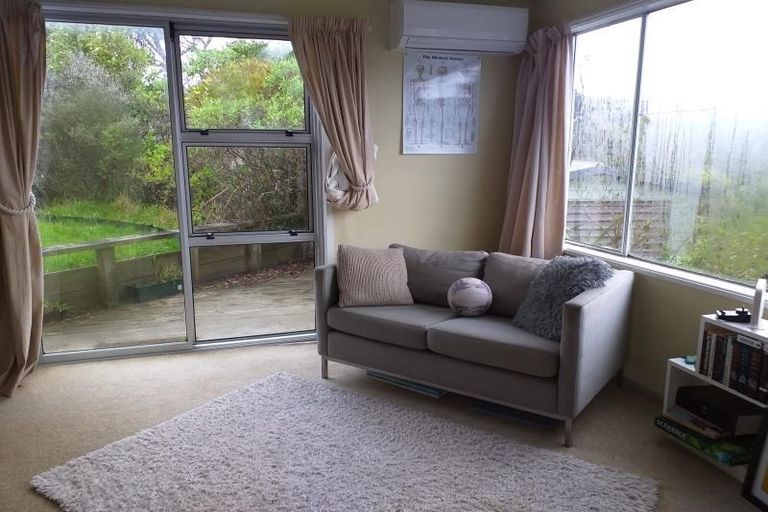 Photo of property in 35b Dominion Park Street, Johnsonville, Wellington, 6037