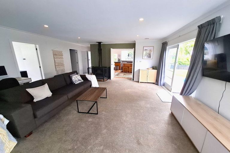 Photo of property in 222 Frankley Road, Frankleigh Park, New Plymouth, 4310