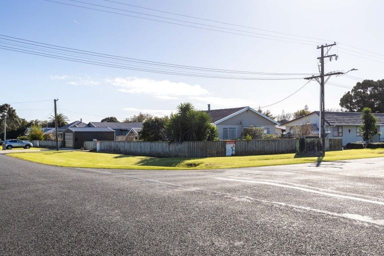 Photo of property in 42 Seymour Street, Waitara, 4320