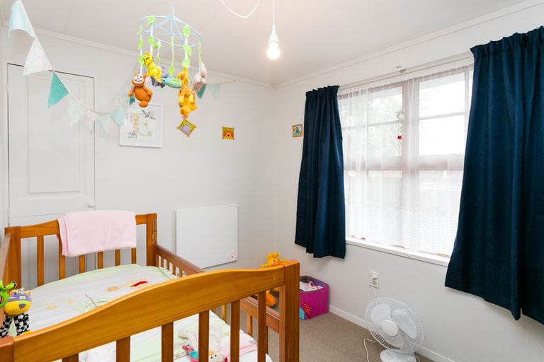 Photo of property in 47 Meadowbrook Drive, Cloverlea, Palmerston North, 4412