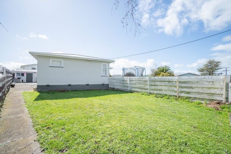 Photo of property in 2 Norrie Street, Feilding, 4702