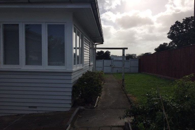 Photo of property in 38 Esmonde Road, Takapuna, Auckland, 0622