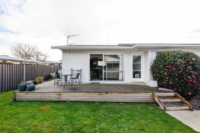 Photo of property in 384a Kahikatea Drive, Dinsdale, Hamilton, 3204