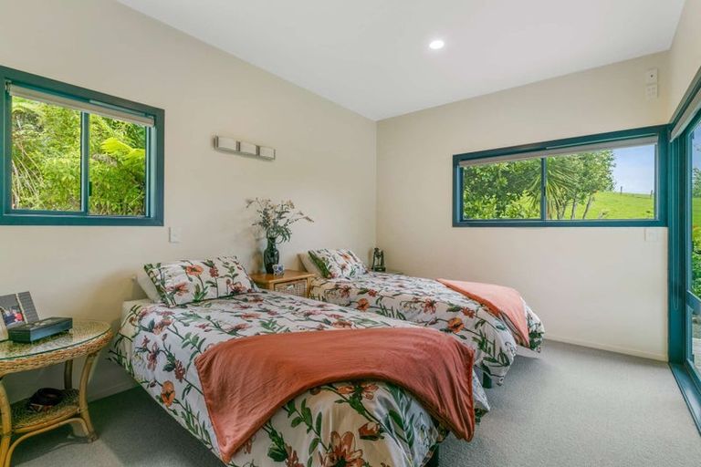 Photo of property in 365 Oneriri Road, Kaiwaka, 0573