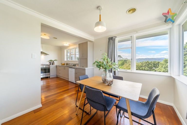 Photo of property in 108a Korokoro Road, Korokoro, Lower Hutt, 5012