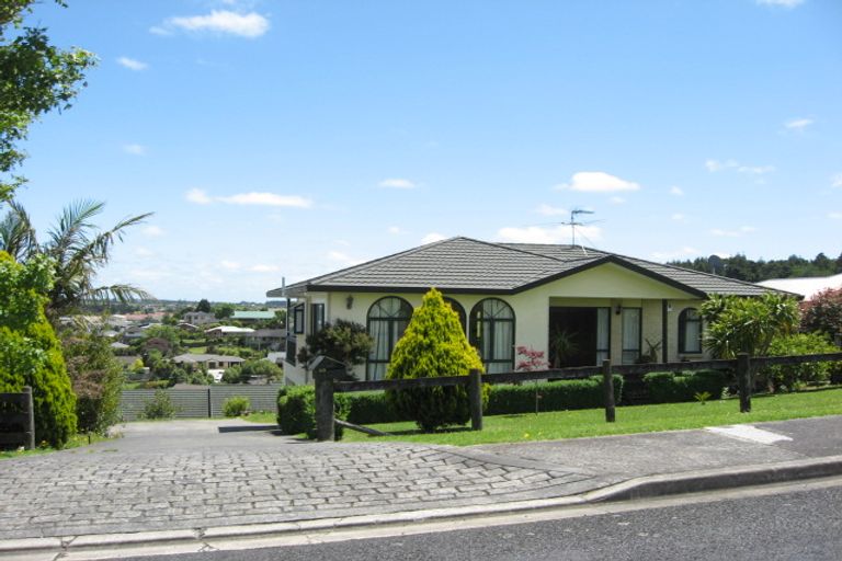 Photo of property in 10 Ngahere Road, Pukekohe, 2120