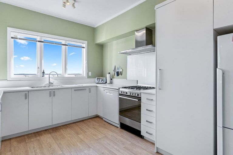 Photo of property in 88 Birkdale Road, Birkdale, Auckland, 0626