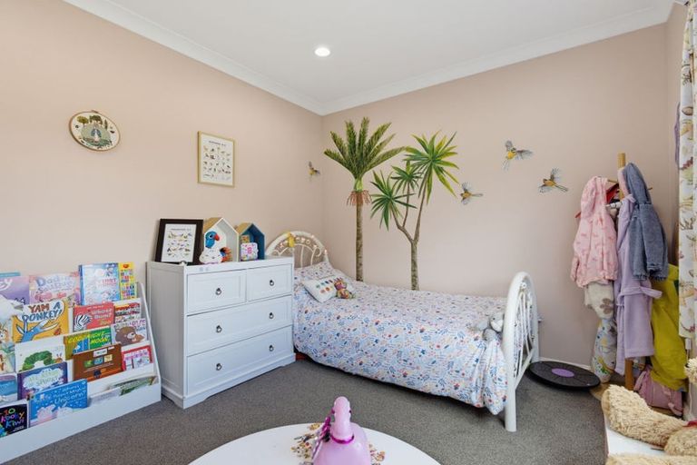 Photo of property in 74 Avon Road, Pokeno, 2471