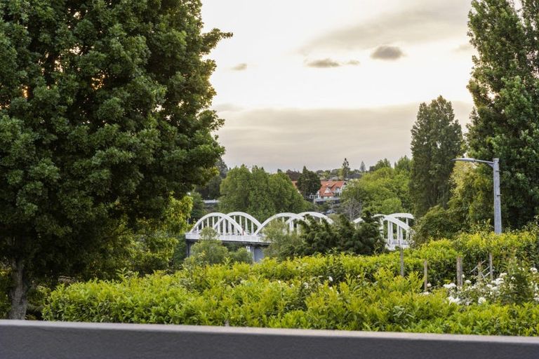 Photo of property in 31 Ingleton Terrace, Fairfield, Hamilton, 3214