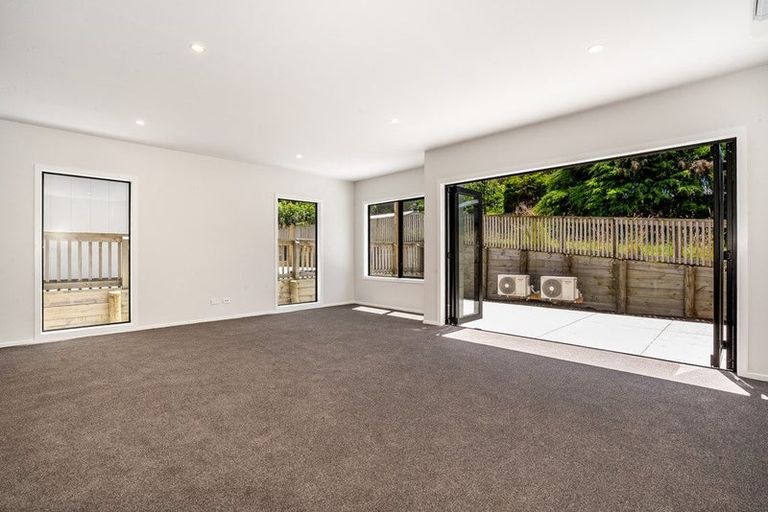Photo of property in 19 Pakura Place, Wainuiomata, Lower Hutt, 5014