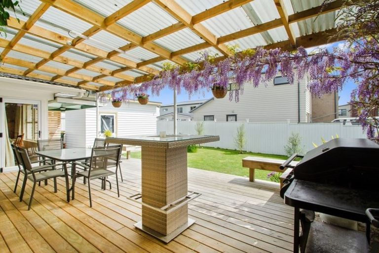 Photo of property in 55 Beach Road, Pahurehure, Papakura, 2113