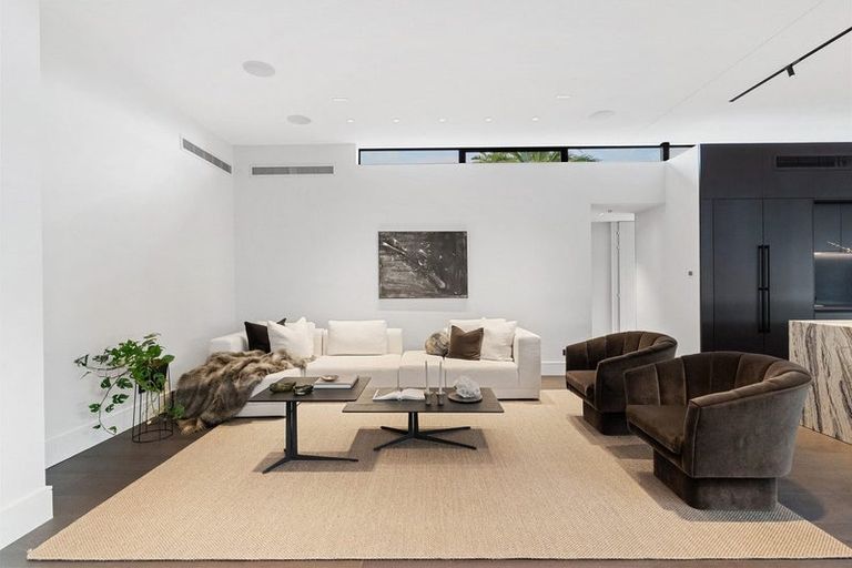 Photo of property in 32 Tuhaere Street, Orakei, Auckland, 1071