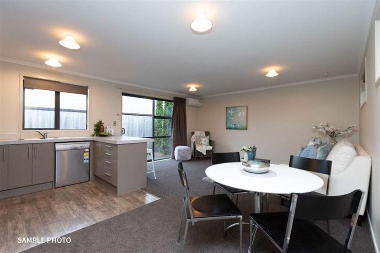 Photo of property in 4/108 Old Farm Road, Hamilton East, Hamilton, 3216