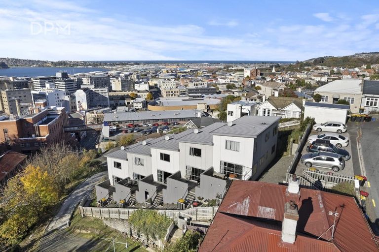 Photo of property in 6c Bishops Place, Dunedin Central, Dunedin, 9016