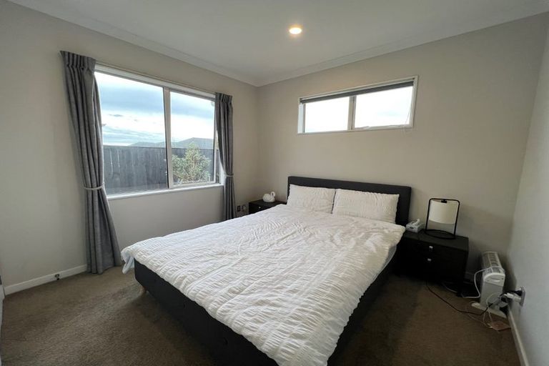 Photo of property in 14 Paso Fino Crescent, Karaka, Papakura, 2113