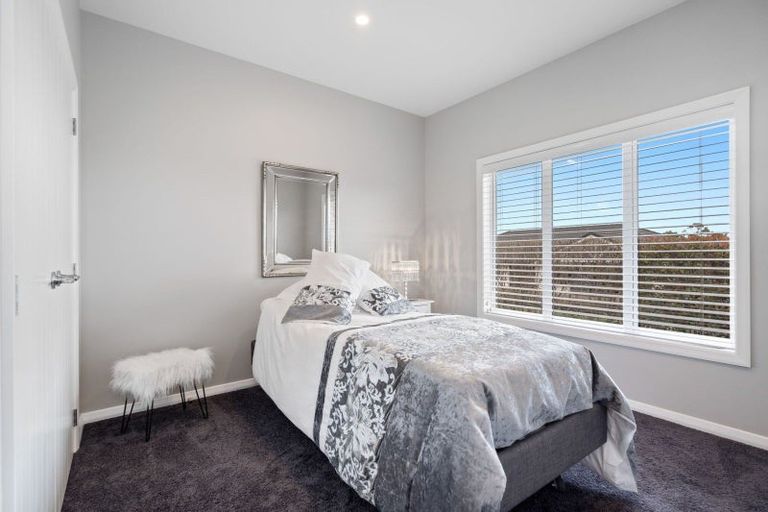 Photo of property in 14 Summerfield Way, Parahaki, Whangarei, 0112