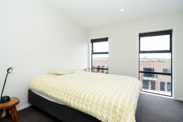 Photo of property in 104/1 Village Quarter Lane, Frankton, Hamilton, 3204