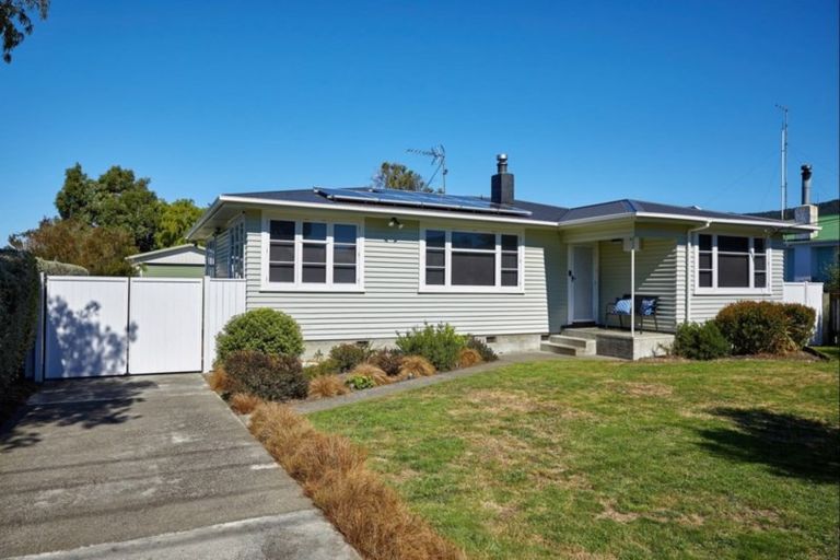 Photo of property in 20 William Benton Street, Featherston, 5710