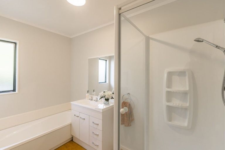 Photo of property in 16 Beachwater Grove, Paraparaumu Beach, Paraparaumu, 5032