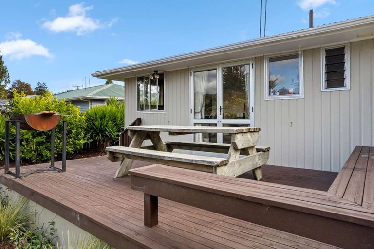 Photo of property in 18 Utuhina Road, Springfield, Rotorua, 3015