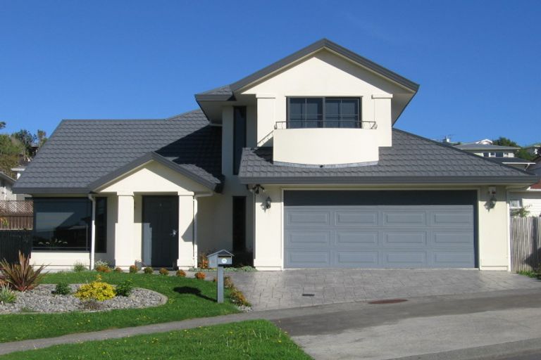 Photo of property in 11 Ring Lane, Paparangi, Wellington, 6037