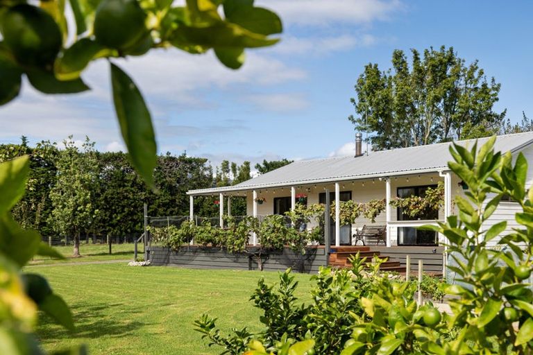 Photo of property in 28 Horotane Valley Road, Heathcote Valley, Christchurch, 8022