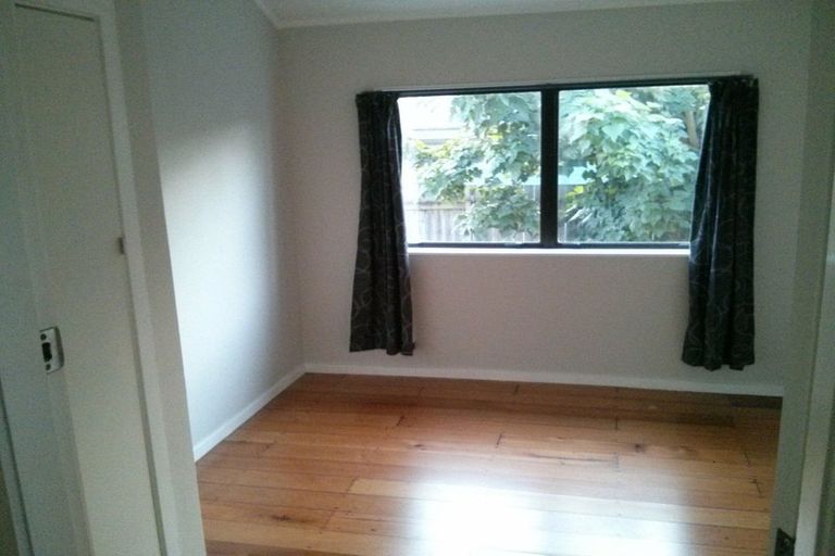 Photo of property in 2/668 Whangaparaoa Road, Stanmore Bay, Whangaparaoa, 0932