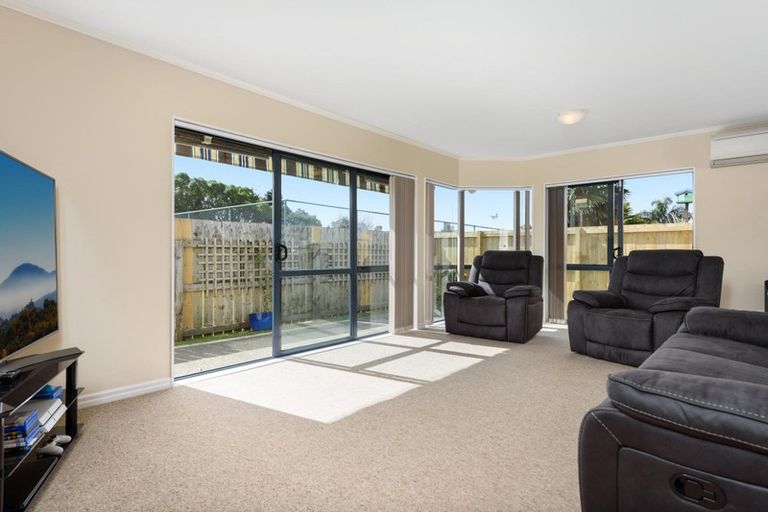 Photo of property in 313 Gravatt Road, Papamoa Beach, Papamoa, 3118