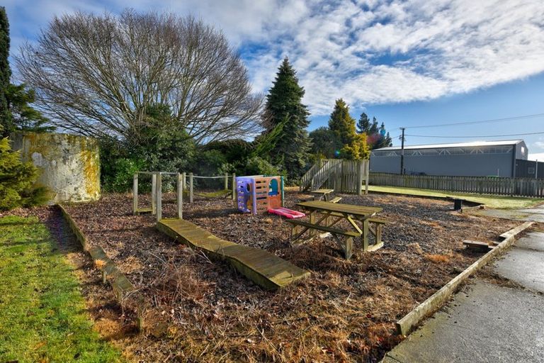 Photo of property in 2 Tauna Street, Lumsden, 9730