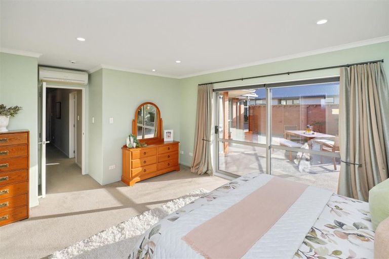 Photo of property in 432b Harewood Road, Harewood, Christchurch, 8051