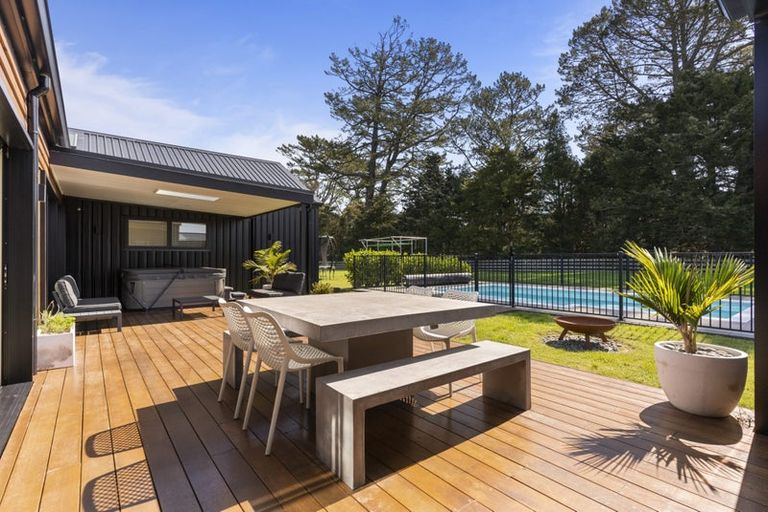 Photo of property in 355 Waitoki Road, Waitoki, Kaukapakapa, 0871