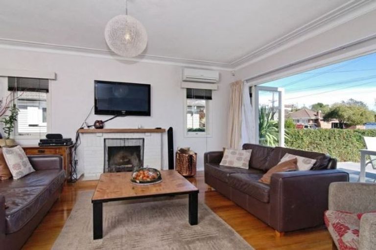 Photo of property in 33 Michaels Avenue, Ellerslie, Auckland, 1051