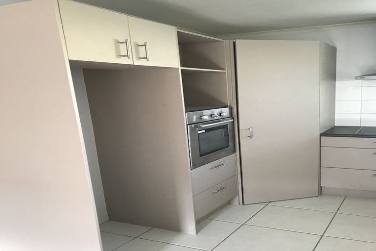 Photo of property in 70c Kayes Road, Pukekohe, 2120