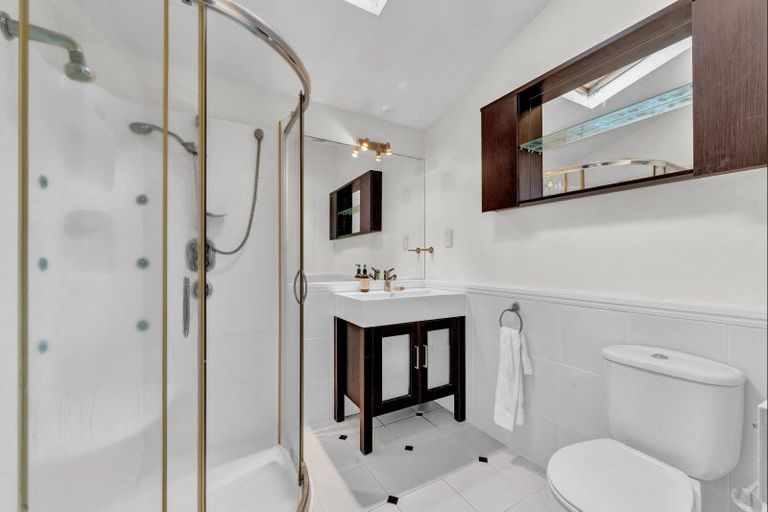 Photo of property in 23 Orakei Road, Remuera, Auckland, 1050