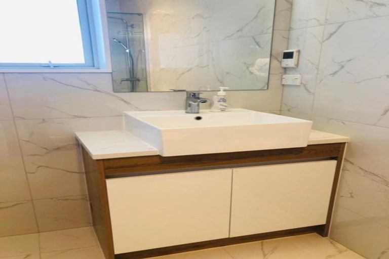 Photo of property in 16 Ako Road, Flat Bush, Auckland, 2019