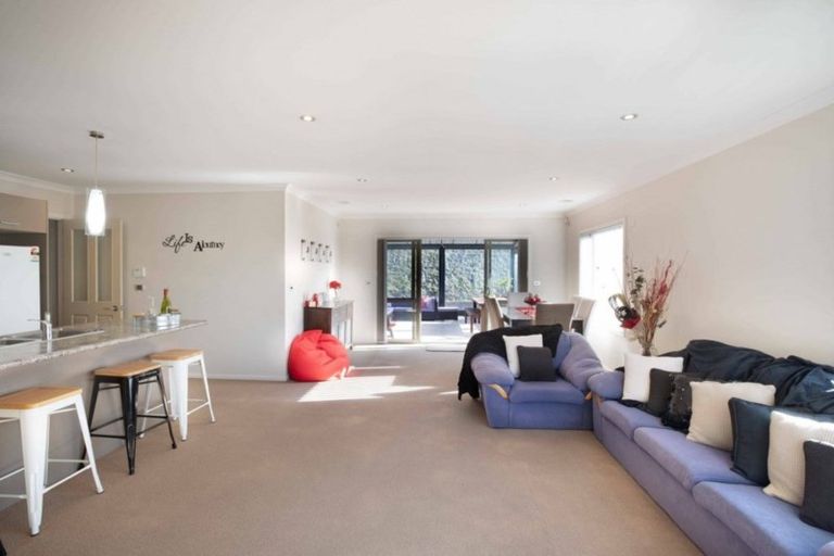 Photo of property in 50 Aotea Drive, Aotea, Porirua, 5024