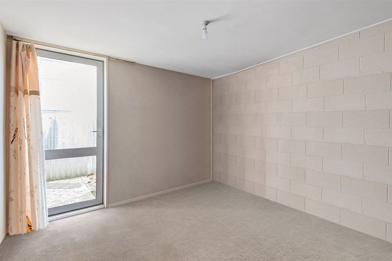 Photo of property in 74h Olliviers Road, Phillipstown, Christchurch, 8011