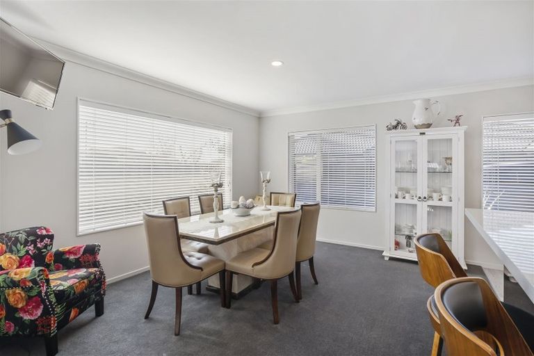 Photo of property in 5 Amoka Crescent, Parklands, Christchurch, 8083