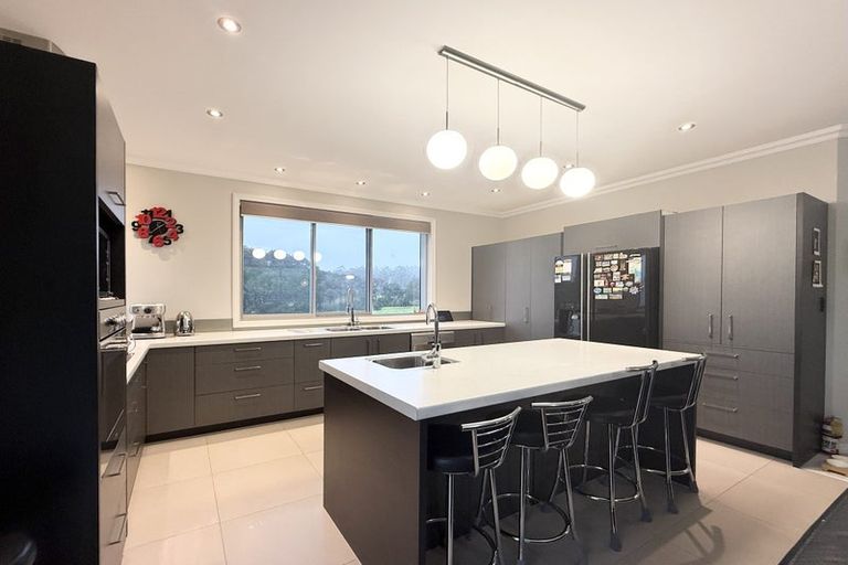 Photo of property in 23 Redvale Rise, Redvale, Albany, 0794