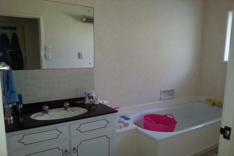 Photo of property in 1/16 Troon Place, Papatoetoe, Auckland, 2025