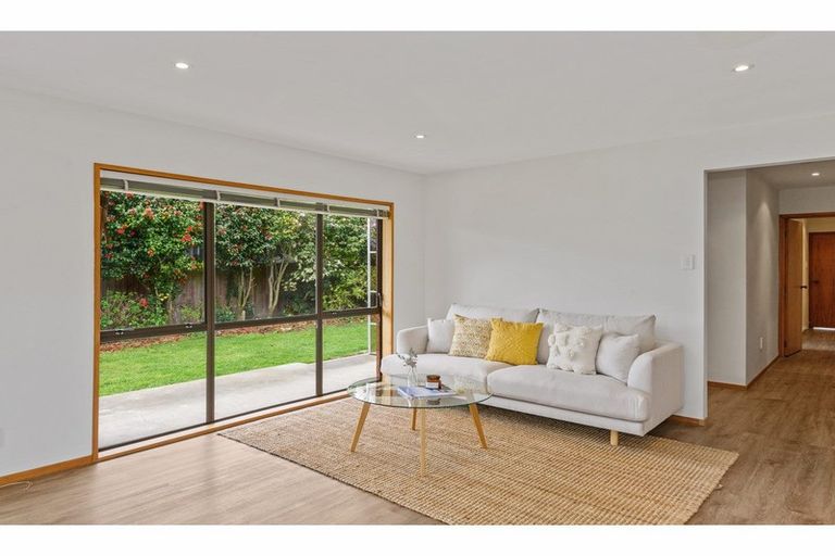 Photo of property in 105 Centaurus Road, Huntsbury, Christchurch, 8022