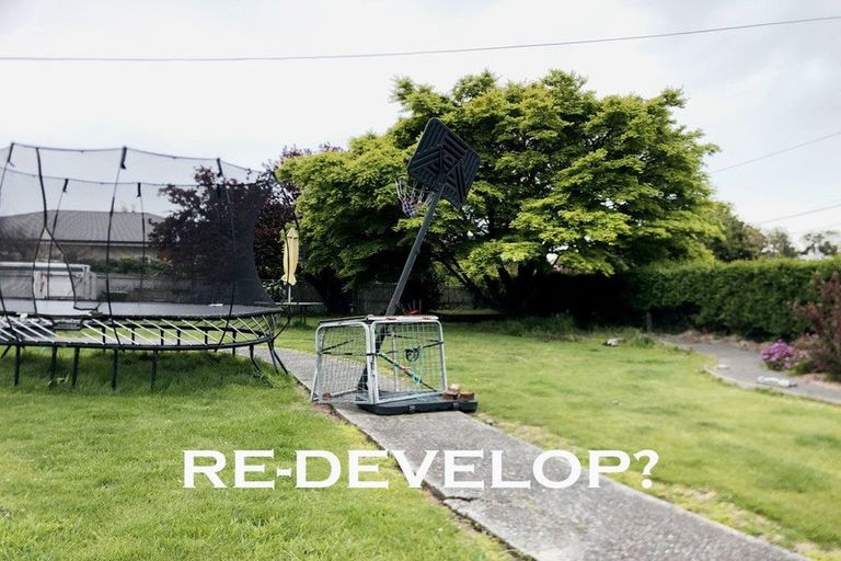 Photo of property in 39 Saint Martins Road, Saint Martins, Christchurch, 8022